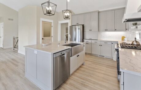 Luxury kitchen countertops, cabinets, and stove hoods in Mankato, MN